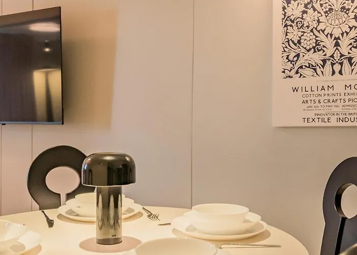 Apartment Urbane Skyline 1br W Balcony Uptown Bgc Manila