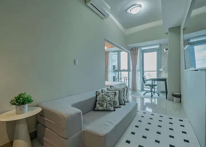Urbane Skyline 1br W Balcony Uptown Bgc Apartment Manila