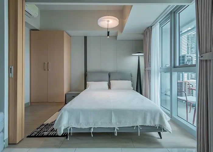Urbane Skyline 1br W Balcony Uptown Bgc * Manila