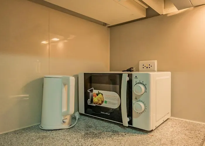 Apartment Urbane Skyline 1br W Balcony Uptown Bgc Manila