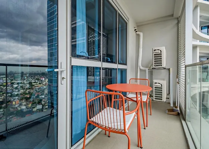 Urbane Skyline 1br W Balcony Uptown Bgc Apartment *